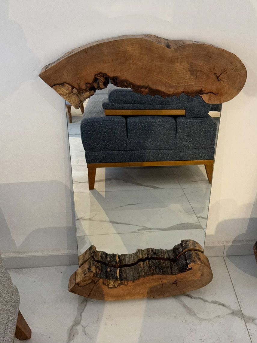 ÖZBER KÜTÜK DUVAR AYNASI