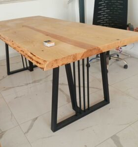 ÖZBER KÜTÜK  ORTA MASA