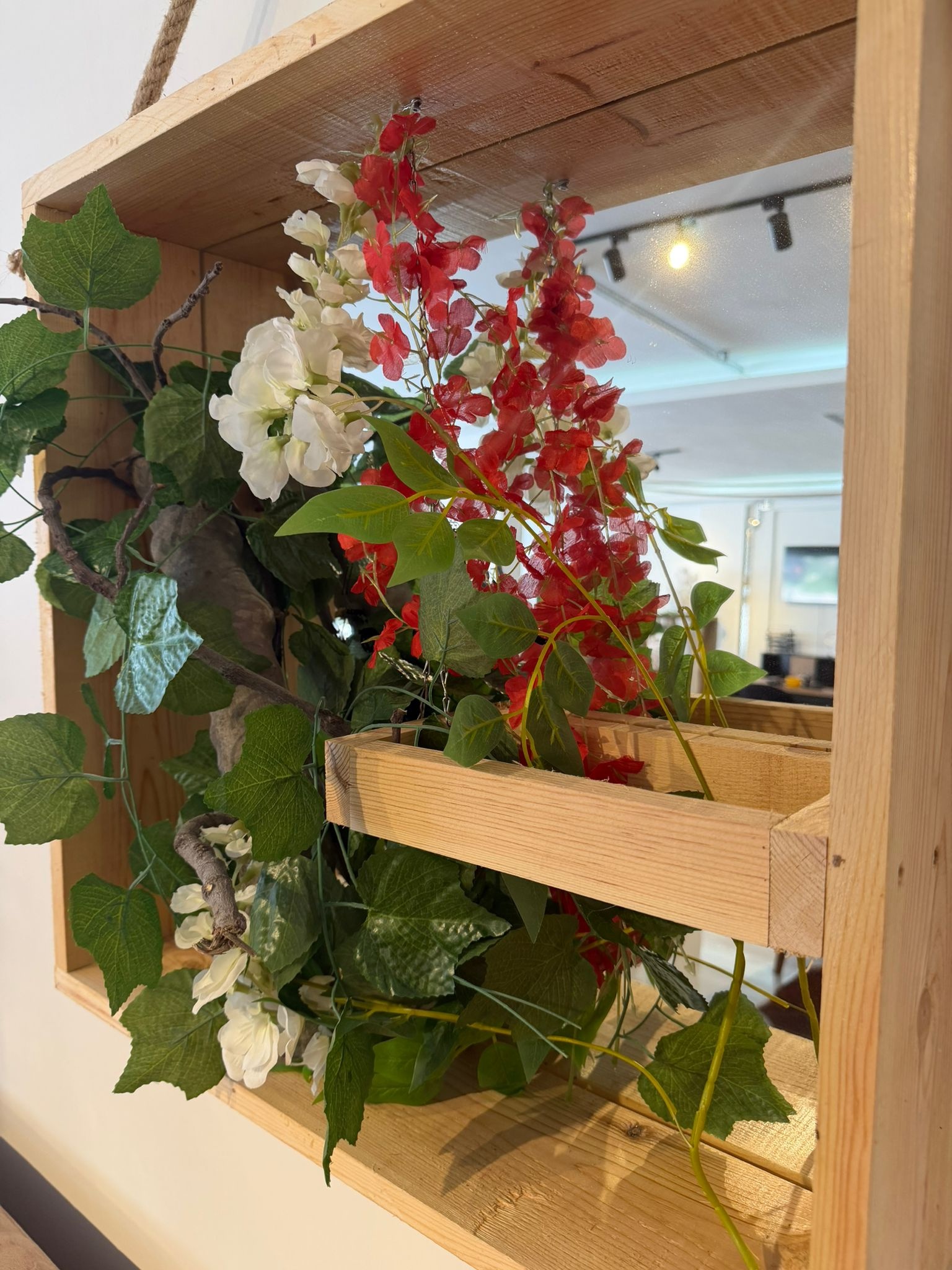 Second image of ÖZBER AYNALI ÇERÇEVE