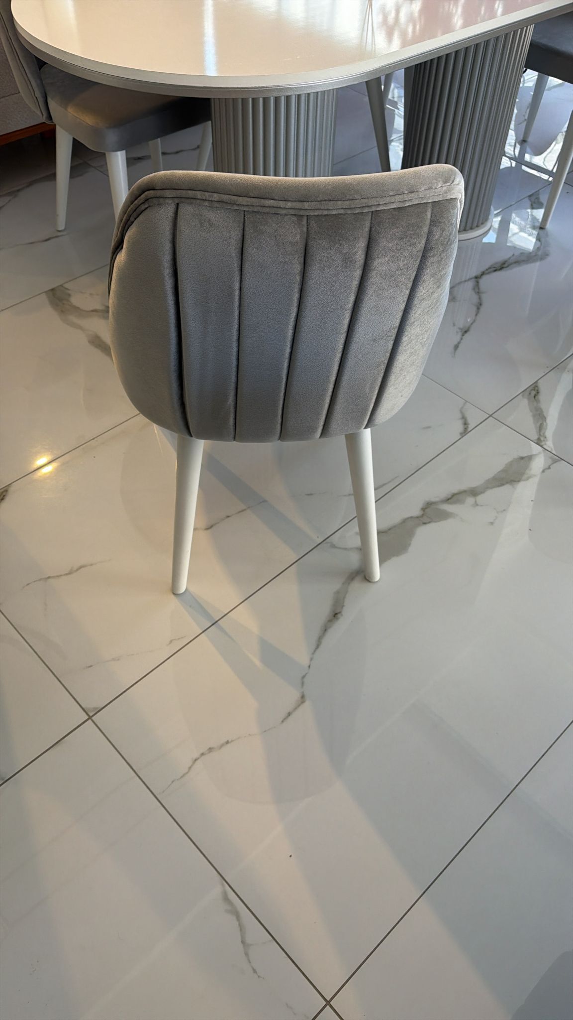 Second image of GÜMÜŞ AYAK MASA+6 SANDALYE